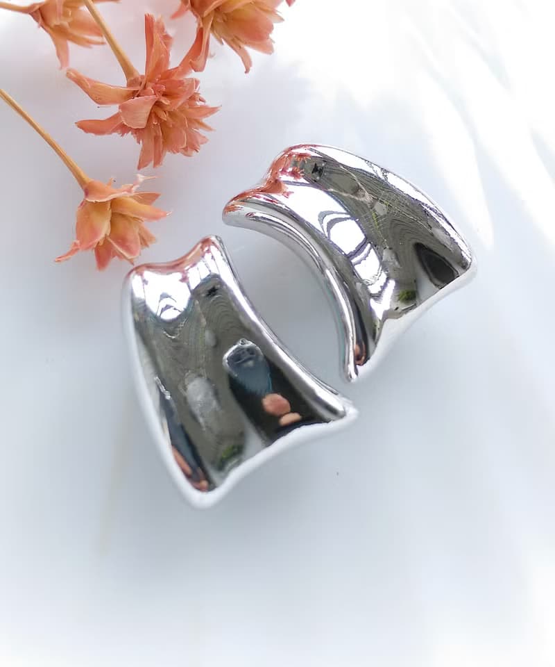 Vintage Jewelry 西洋古董飾品 TRIFARI 銀色調 簡約 夾式耳環