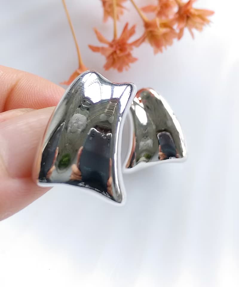 Vintage Jewelry 西洋古董飾品 TRIFARI 銀色調 簡約 夾式耳環
