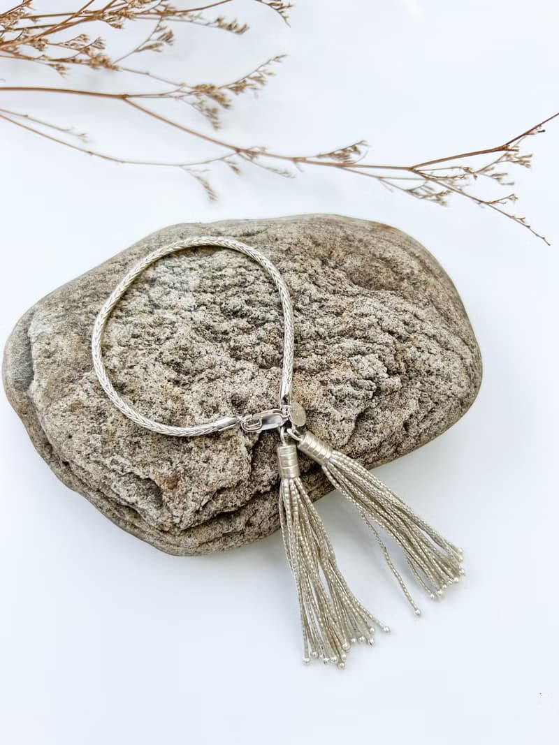 Foxtail bracelet with hanging beaded silver tassels (B0087)