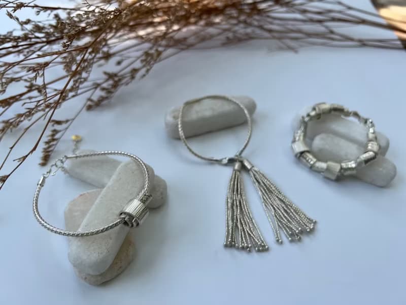 Foxtail bracelet with hanging beaded silver tassels (B0087)