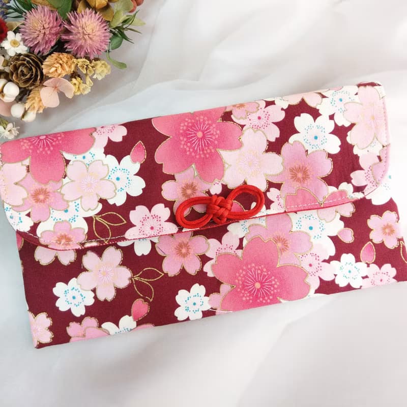 免費繡名字。紫紅櫻花。布紅包袋 / 口罩收納袋