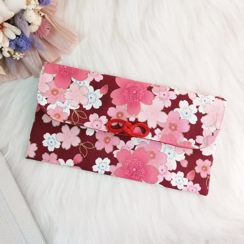 免費繡名字。紫紅櫻花。布紅包袋 / 口罩收納袋