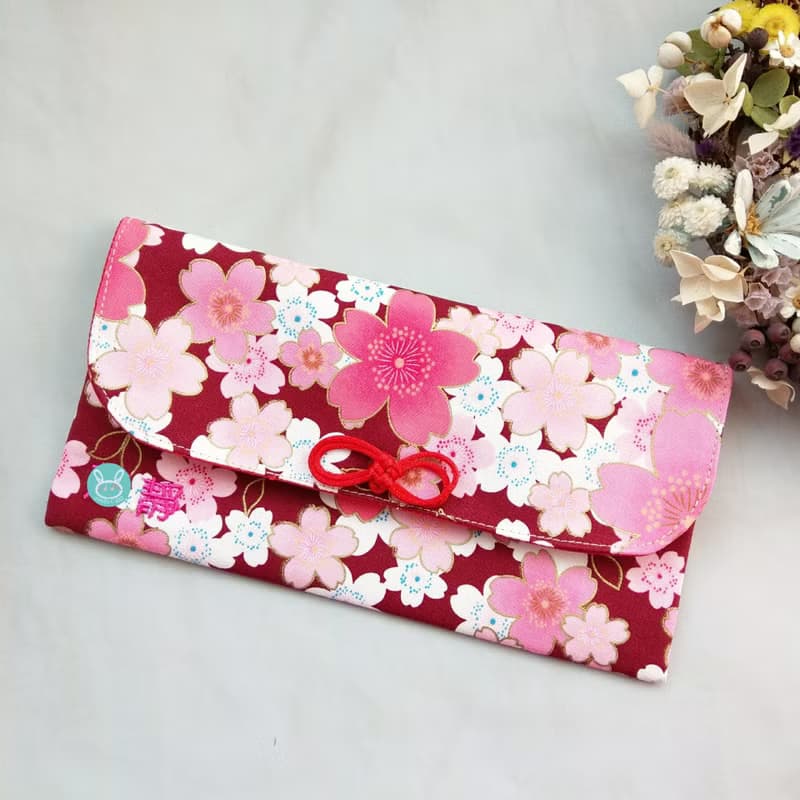 免費繡名字。紫紅櫻花。布紅包袋 / 口罩收納袋