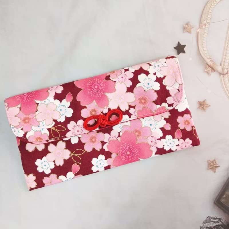 免費繡名字。紫紅櫻花。布紅包袋 / 口罩收納袋