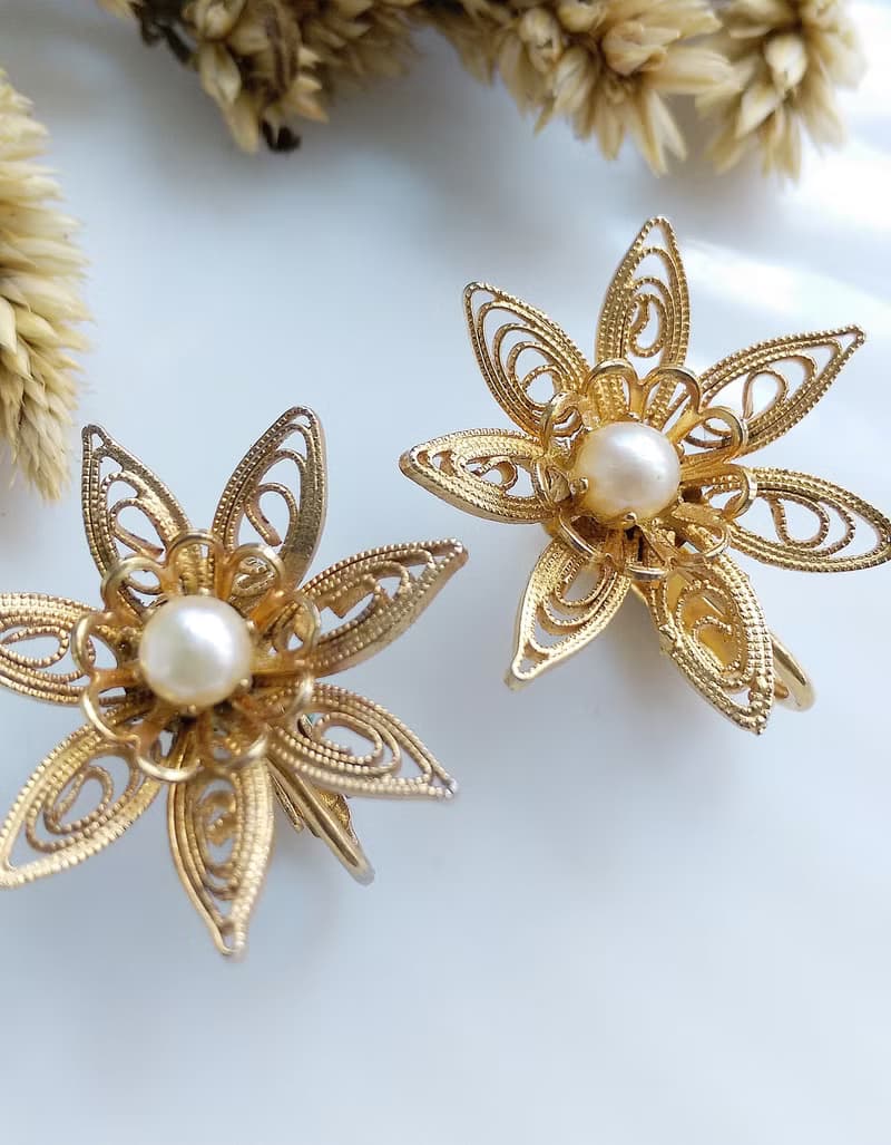 Vintage Jewelry 西洋古董飾品 立體 掐絲珍珠花 夾式耳環