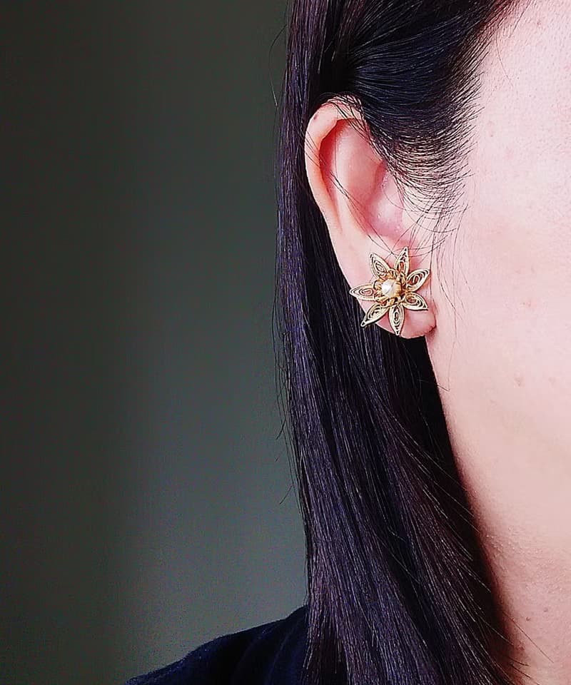 Vintage Jewelry 西洋古董飾品 立體 掐絲珍珠花 夾式耳環