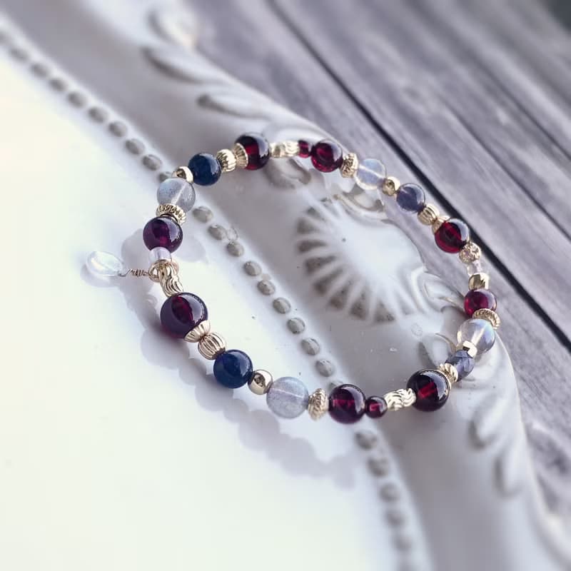 石榴石、紫牙烏、菫青石、拉長石 天然石手鍊