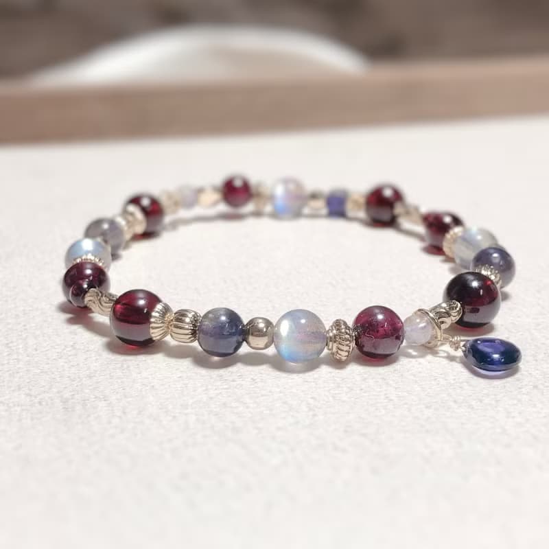 石榴石、紫牙烏、菫青石、拉長石 天然石手鍊