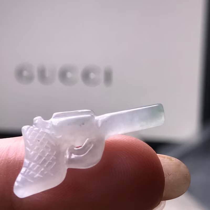 冰飄花翡翠手槍 | 天然緬甸A貨翡翠 | 送禮