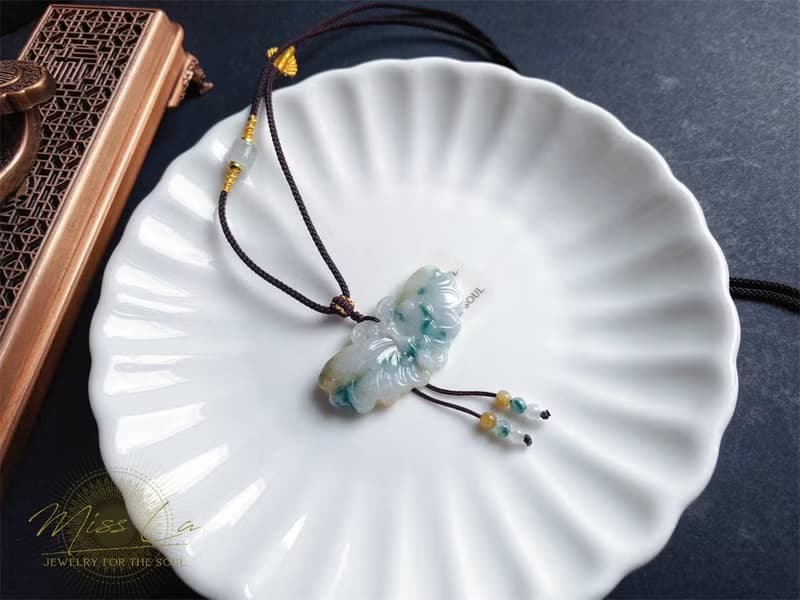 天然緬甸玉翡翠 三彩蝴蝶  翡翠 禮物 天然石 項鍊 葉子 設計款