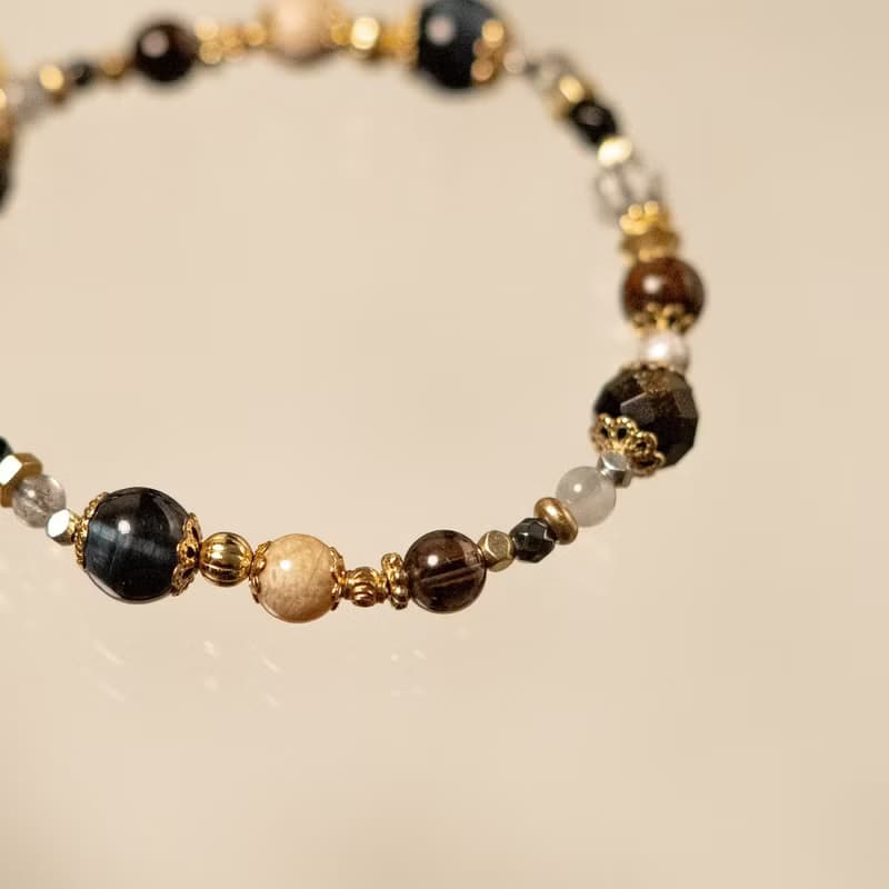 肖像的對話 I 藍虎眼茶晶珊瑚玉金曜石手鍊 C1665