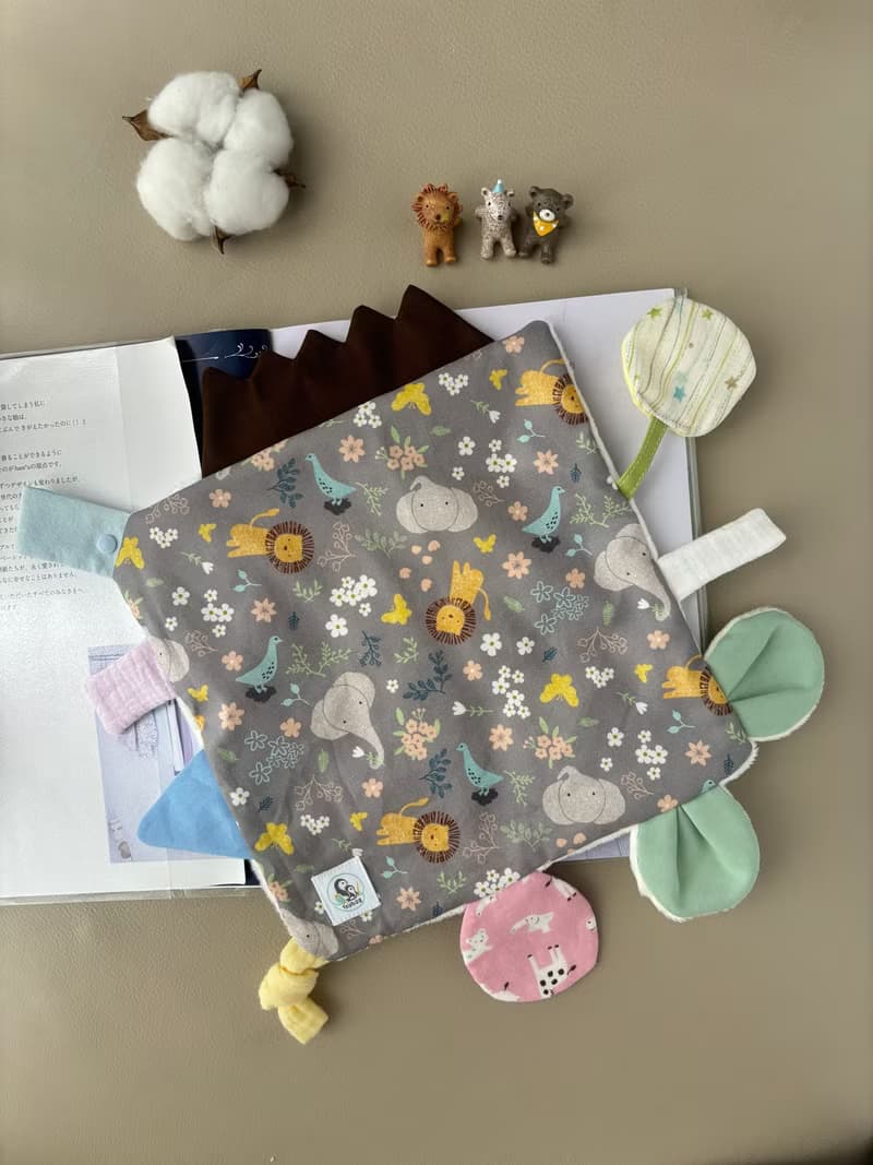 寶寶多功能安撫巾－小獅子童話故事   口水巾 新生禮