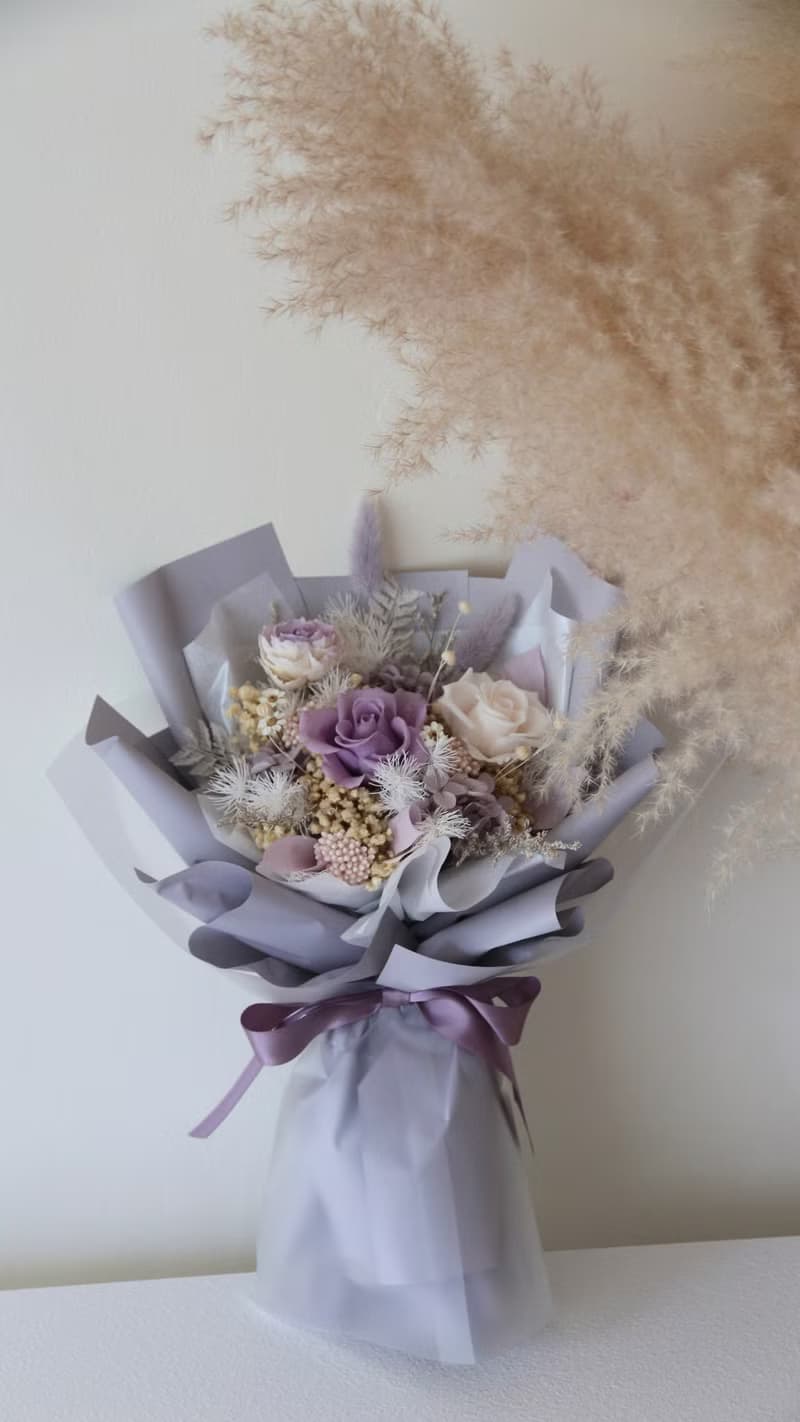 【畢業花束】畢業禮物 永生玫瑰 玫瑰花束 永生花束 玻璃球