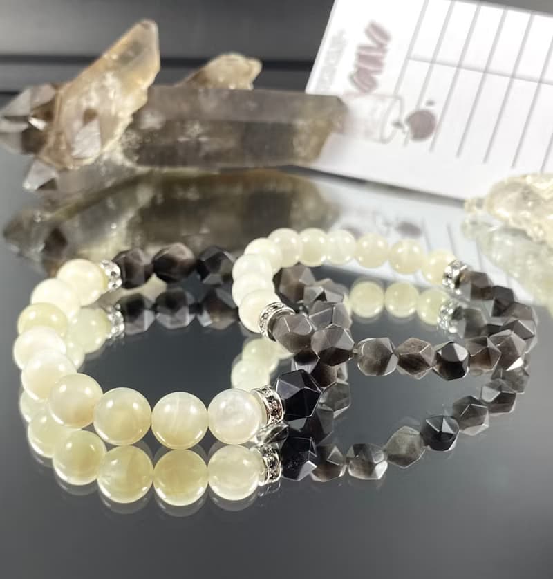 Black or White | 月光石 銀曜石 | 和平的價值觀 | 男士水晶手鍊