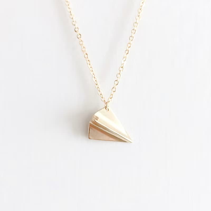 金飛機。紙飛機 項鍊 Golden。Paper Airplane Necklace