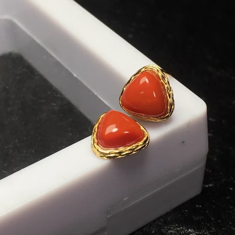 精品天然南紅耳釘 滿色滿肉顏色紅潤 豔麗 油潤光亮無瑕疵