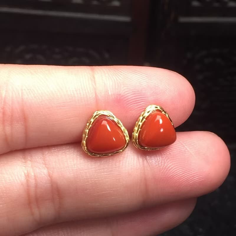精品天然南紅耳釘 滿色滿肉顏色紅潤 豔麗 油潤光亮無瑕疵