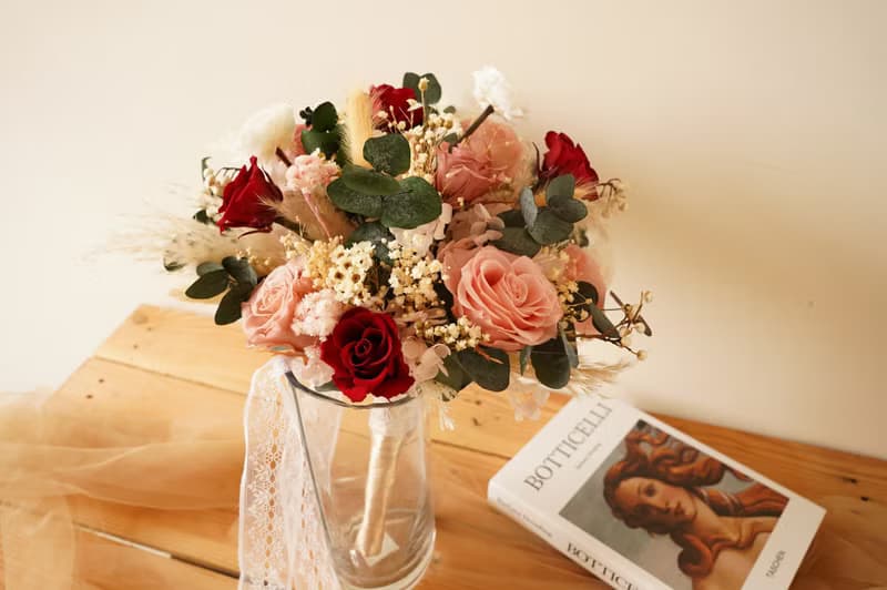 【竒植花物】經典浪漫永生乾燥捧花 求婚花束 情人節 新娘捧花