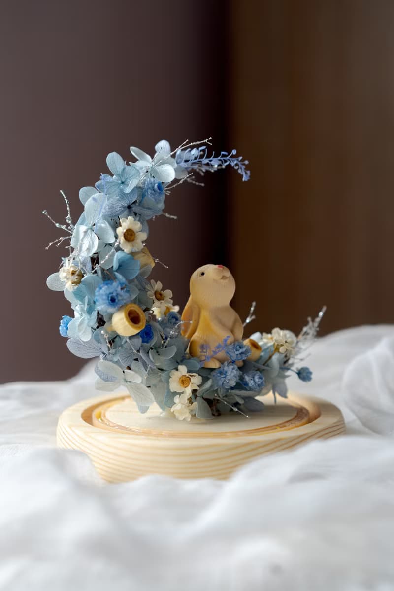煙藍月玻璃球花盅 永生花禮 中秋 生日禮物 告白禮物 七夕情人節
