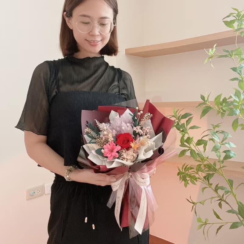 甜甜日子永生花束 / 紅色系