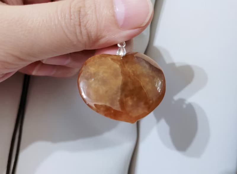 【親翠】天然翡翠 告白翡翠甜蜜蜜紅翡油性皮殼料立體雕 畢業禮物