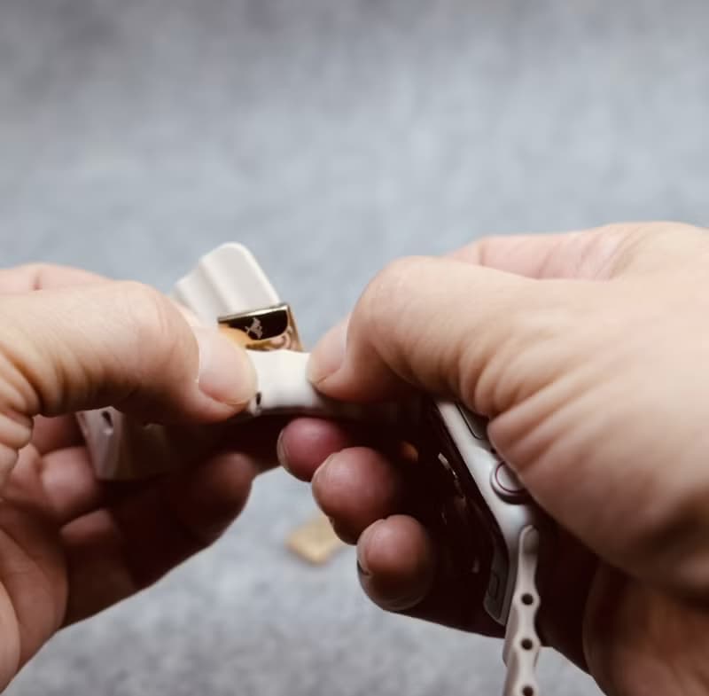 【時尚精品】SOULITE  蘋果錶帶夾子 Eagle Gold Clip