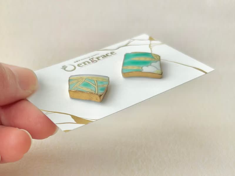【金具が選べる】有田焼　金継ぎ　ピアス　イヤリング　緑　花柄　リーフ柄　伝統工芸　No.176