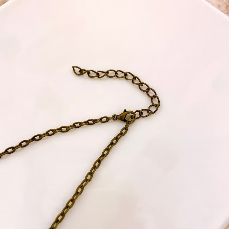 【山巒】手工刺繡項鍊 *生日 交換禮物*