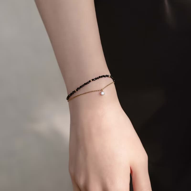 黑暗相擁。尖晶石單鑽手鍊