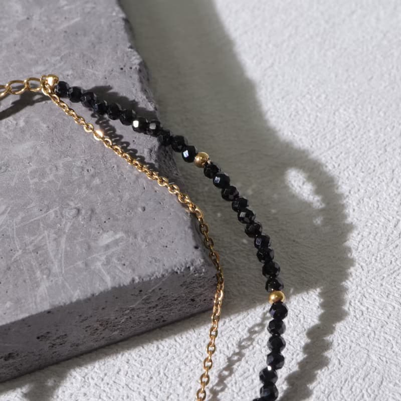 黑暗相擁。尖晶石單鑽手鍊