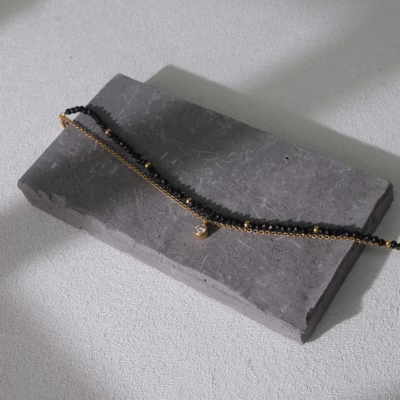 黑暗相擁。尖晶石單鑽手鍊