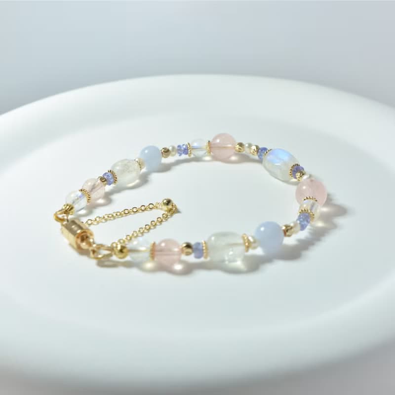 在月光下優雅漫步 - 藍月光 丹泉石 摩根石 藍紋瑪瑙 天然石手鍊