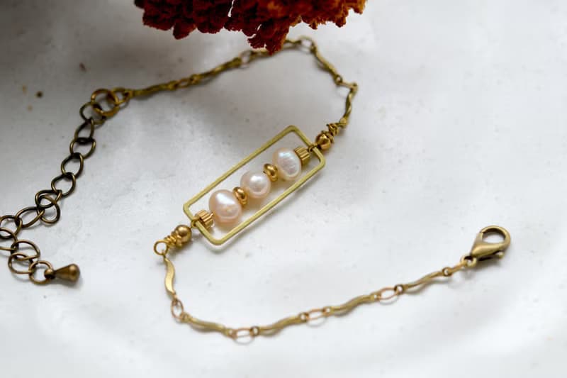Pearl NO.7│ 淡粉珍珠x黃銅 │ 黃銅手鍊