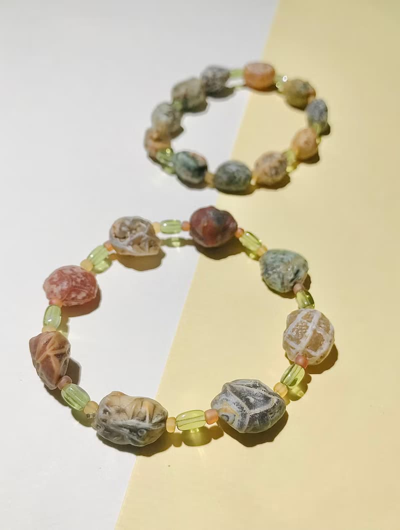 多色異彩筋脈原石手鍊