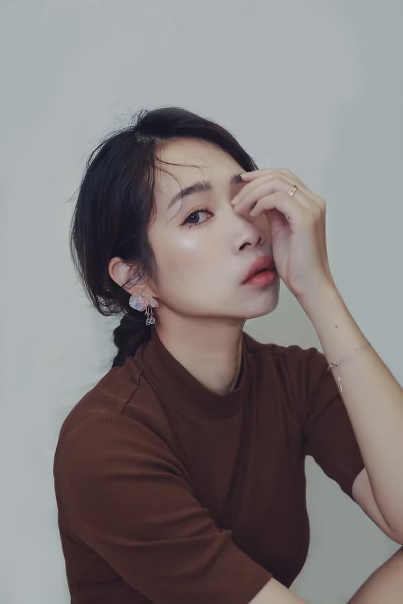 無暇的愛 蘭  淡藍托帕石 垂墜式輕寶石水晶花樹脂耳環