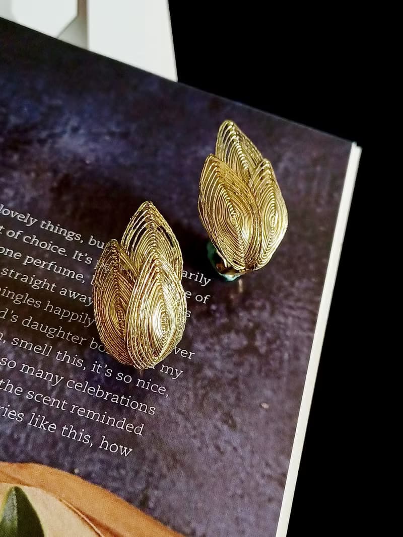 vintage jewelry 古董西德製金絲疊葉 夾式耳環