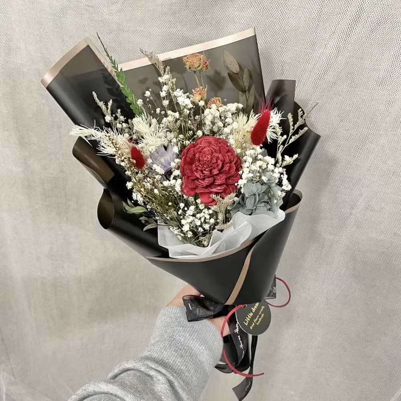 | 小夢境花藝 | 索拉玫瑰花 滿天星 乾燥花束 情人節花束