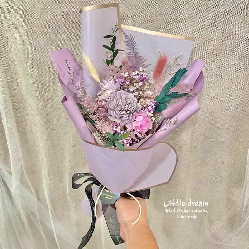 | 小夢境花藝 | 索拉玫瑰花 滿天星 乾燥花束 情人節花束