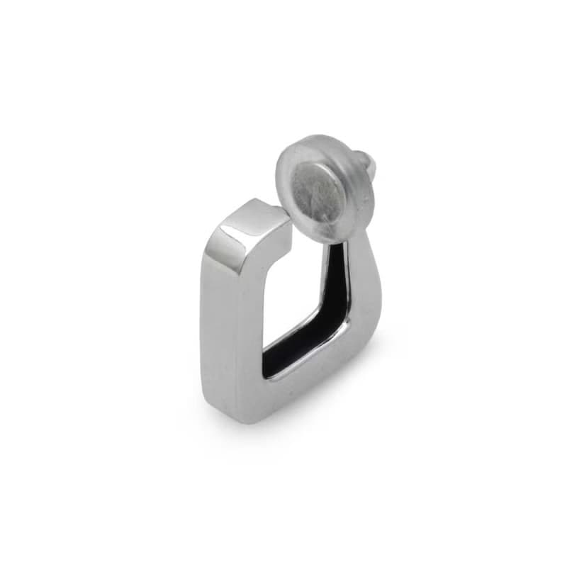 四角 メンズイヤリング/シルバー925 片耳用/シルバーアクセサリー/日本製/送料無料/男性へのプレゼント