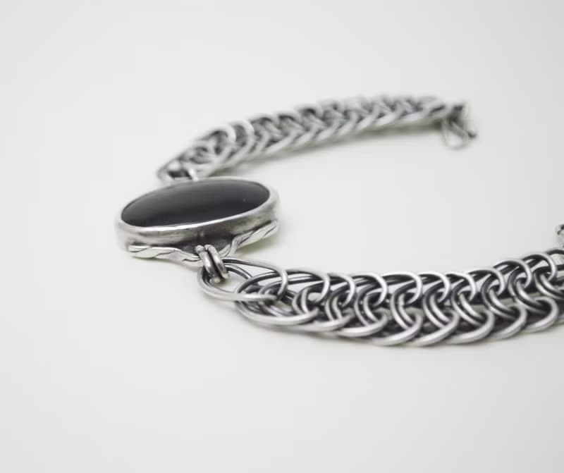 段落系列-深藍色堇青太陽石‧硫化純銀手工鍊手鍊