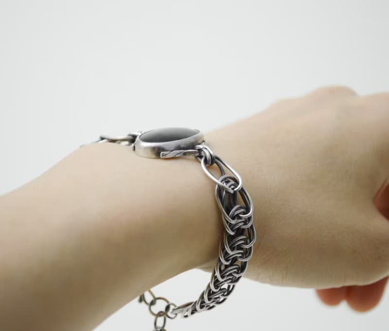 段落系列-深藍色堇青太陽石‧硫化純銀手工鍊手鍊