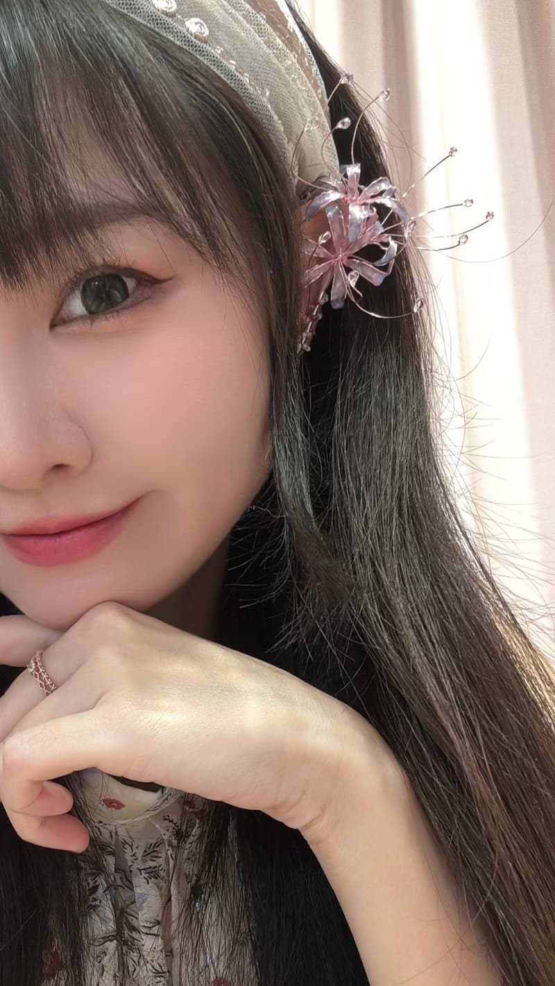 大夢幻彼岸花耳掛式耳環 串珠