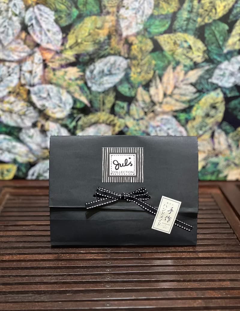 純手作日系紅色拼接花朵仙鶴花鳥撞色絲質海軍藍立涌圍巾披肩