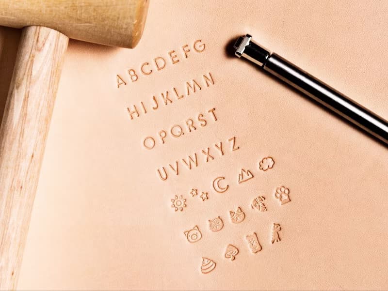 【經典三角形零錢包】皮革DIY材料包 簡約實用 散紙包 刻字 禮物