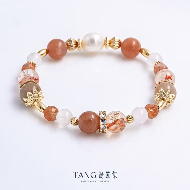 太陽盛宴。金太陽 紅膠花 淡水珍珠 14K金 手鍊。招貴人/積極樂觀
