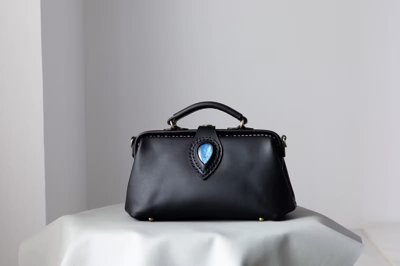 天使之眼 复古横版医生包斜挎包 手提口金包 巧克力色