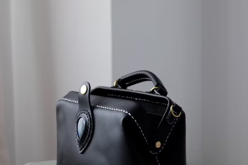 天使之眼 复古横版医生包斜挎包 手提口金包 巧克力色