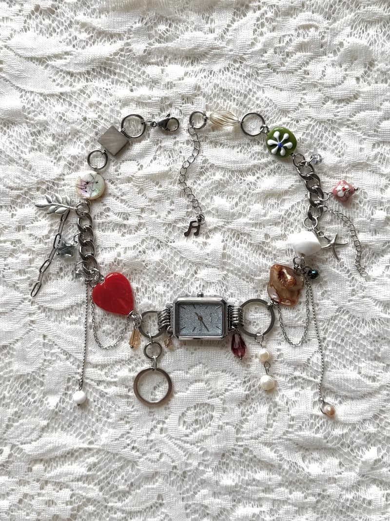 Watch Necklace, Blue shimmer