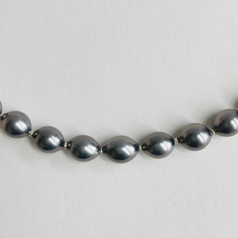 ガラスバロックパールグラデーションネックレスM/約45cm/プルーン/made in japan