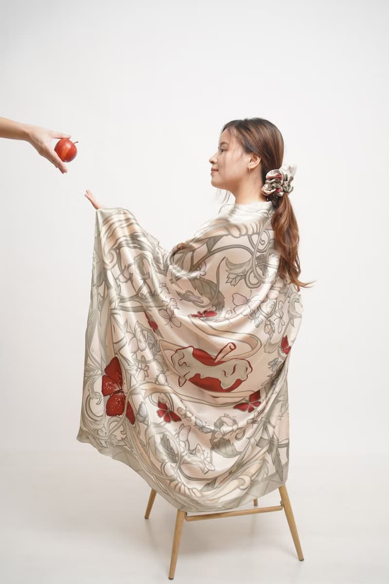 Outer Scarf Schneewittchen